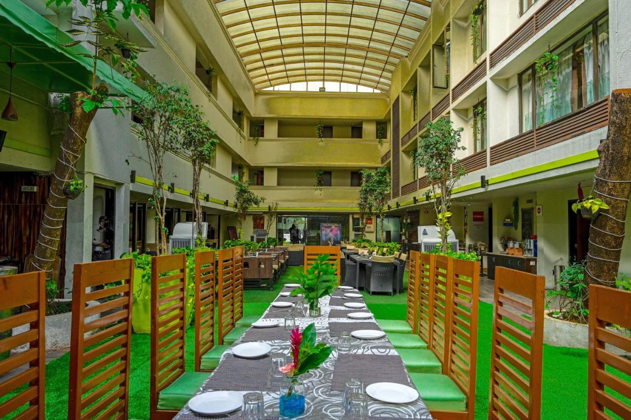 Citrus Hotel Лонавала Екстериор снимка