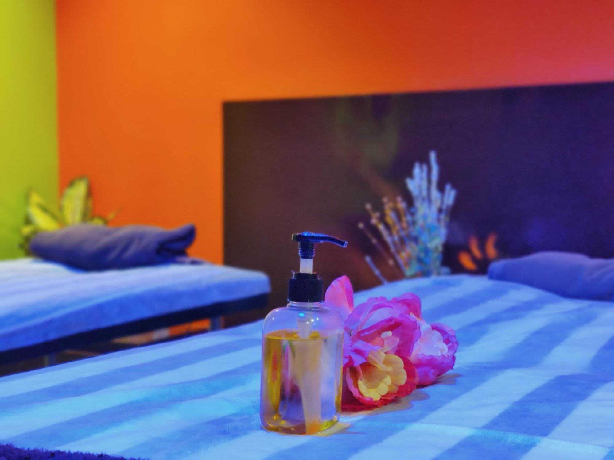Citrus Hotel Лонавала Екстериор снимка